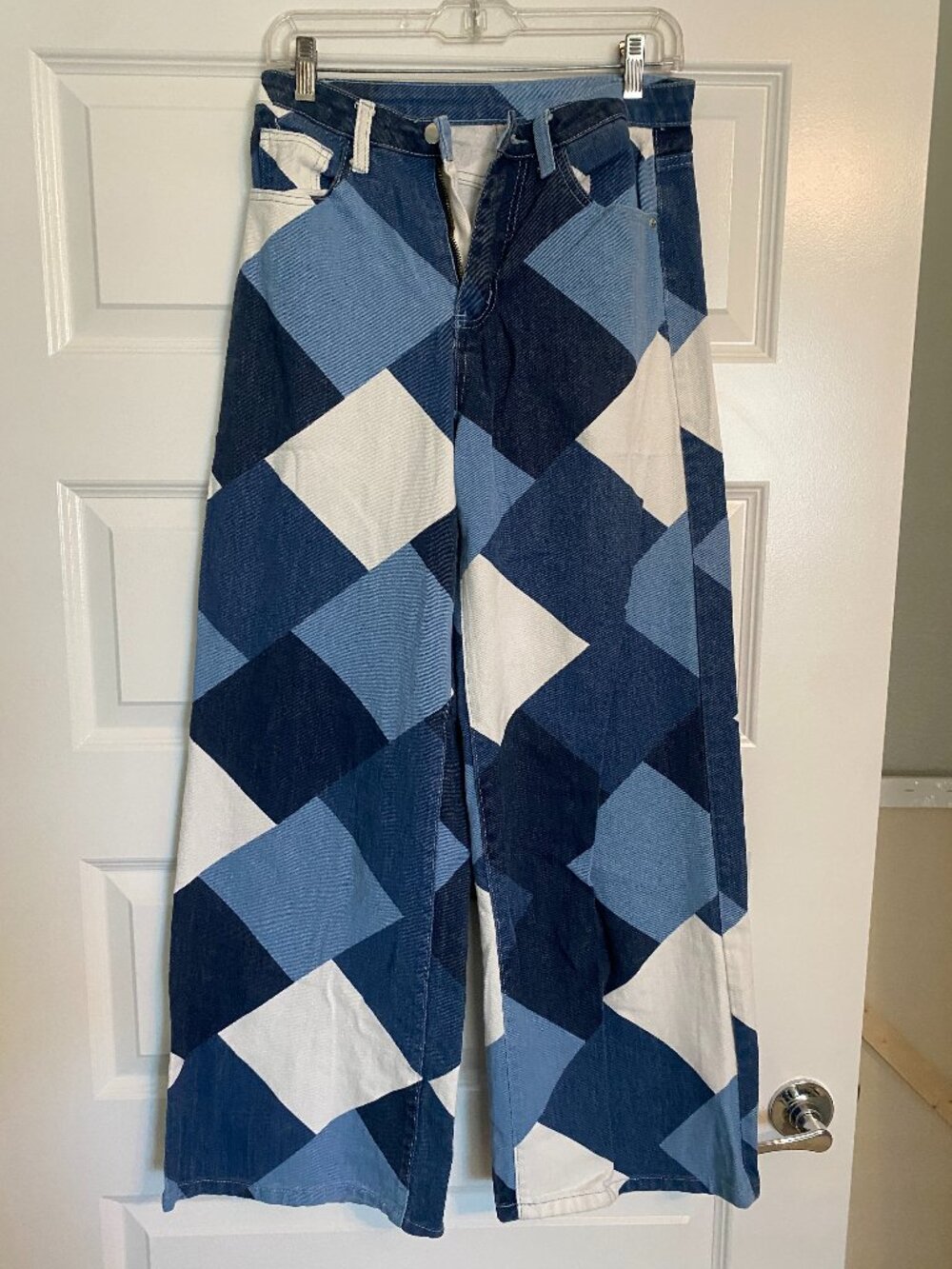 SHEIN Blue and White Wide Leg Flare Jeans - Size S